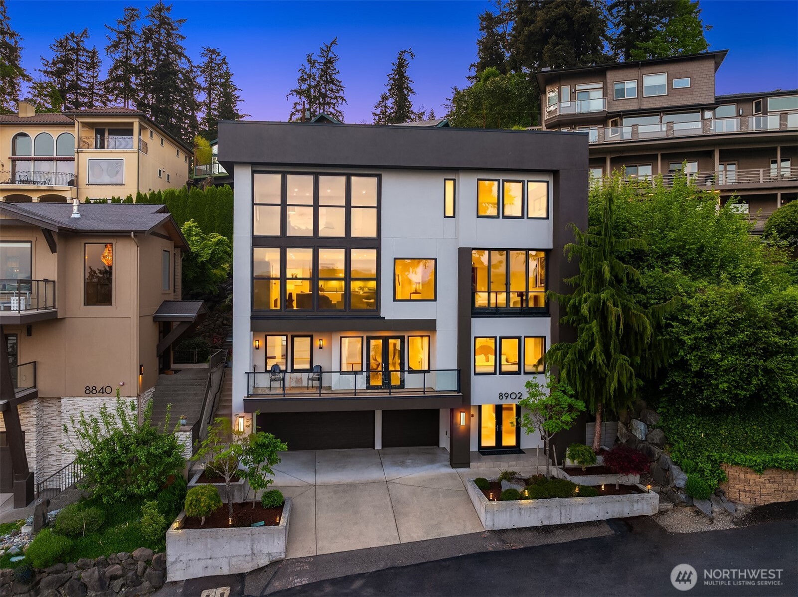 8902 NE 117th Place Kirkland WA 98034