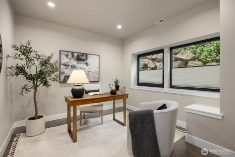 8902 NE 117th Place Kirkland WA 98034