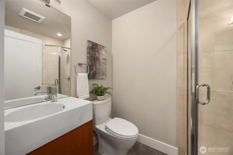 8902 NE 117th Place Kirkland WA 98034
