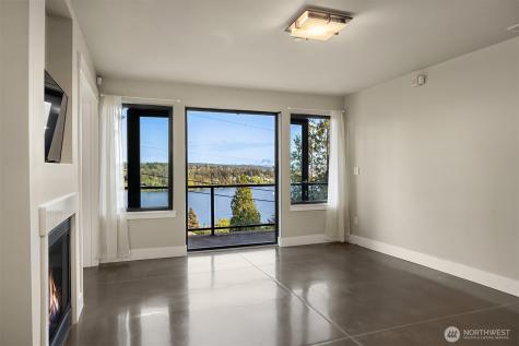 8902 NE 117th Place Kirkland WA 98034