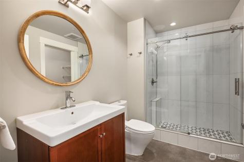 8902 NE 117th Place Kirkland WA 98034