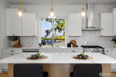 224 N 54th Place Mount Vernon WA 98273