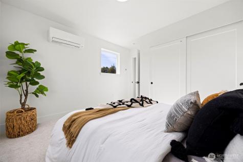 224 N 54th Place Mount Vernon WA 98273