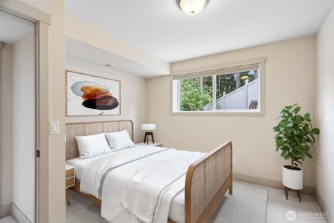 15831 SE 43rd Place Bellevue WA 98006