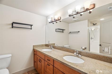 15831 SE 43rd Place Bellevue WA 98006