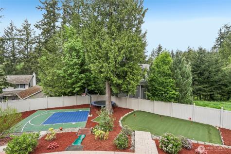 15831 SE 43rd Place Bellevue WA 98006