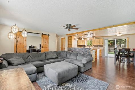 19147 Loganberry Street SW Rochester WA 98579