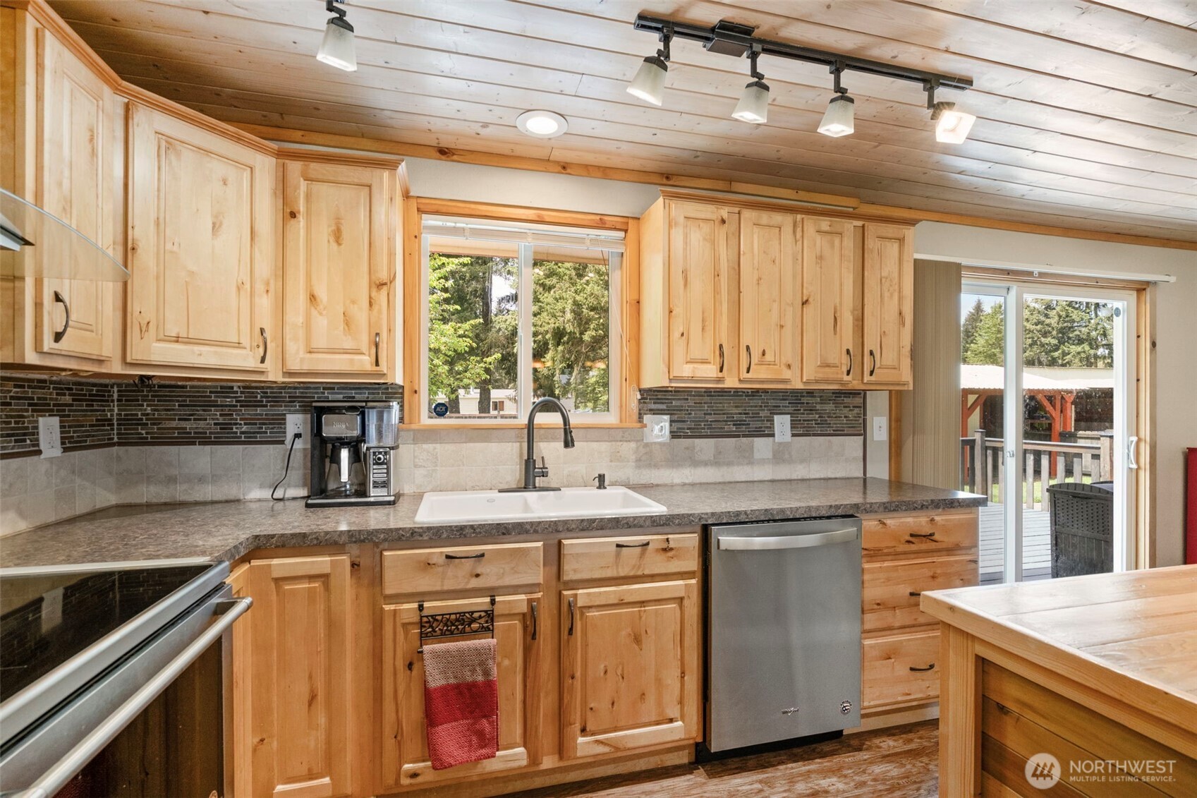 19147 Loganberry Street SW Rochester WA 98579