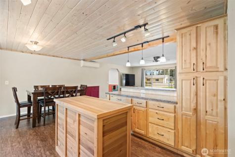 19147 Loganberry Street SW Rochester WA 98579