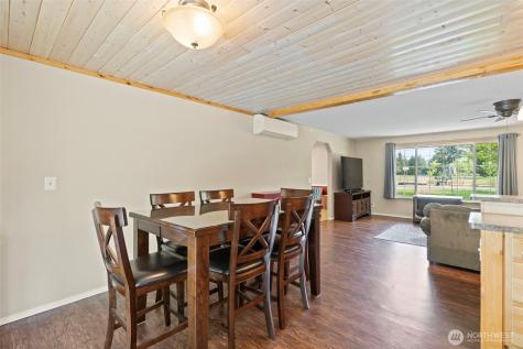 19147 Loganberry Street SW Rochester WA 98579