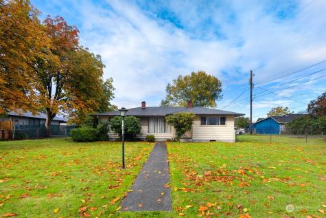 6612 E I Street Tacoma WA 98404