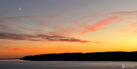 24 View Place Hat Island WA 98206