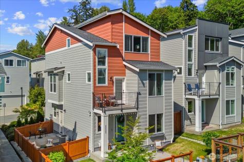 22505 70th Place W Mountlake Terrace WA 98043