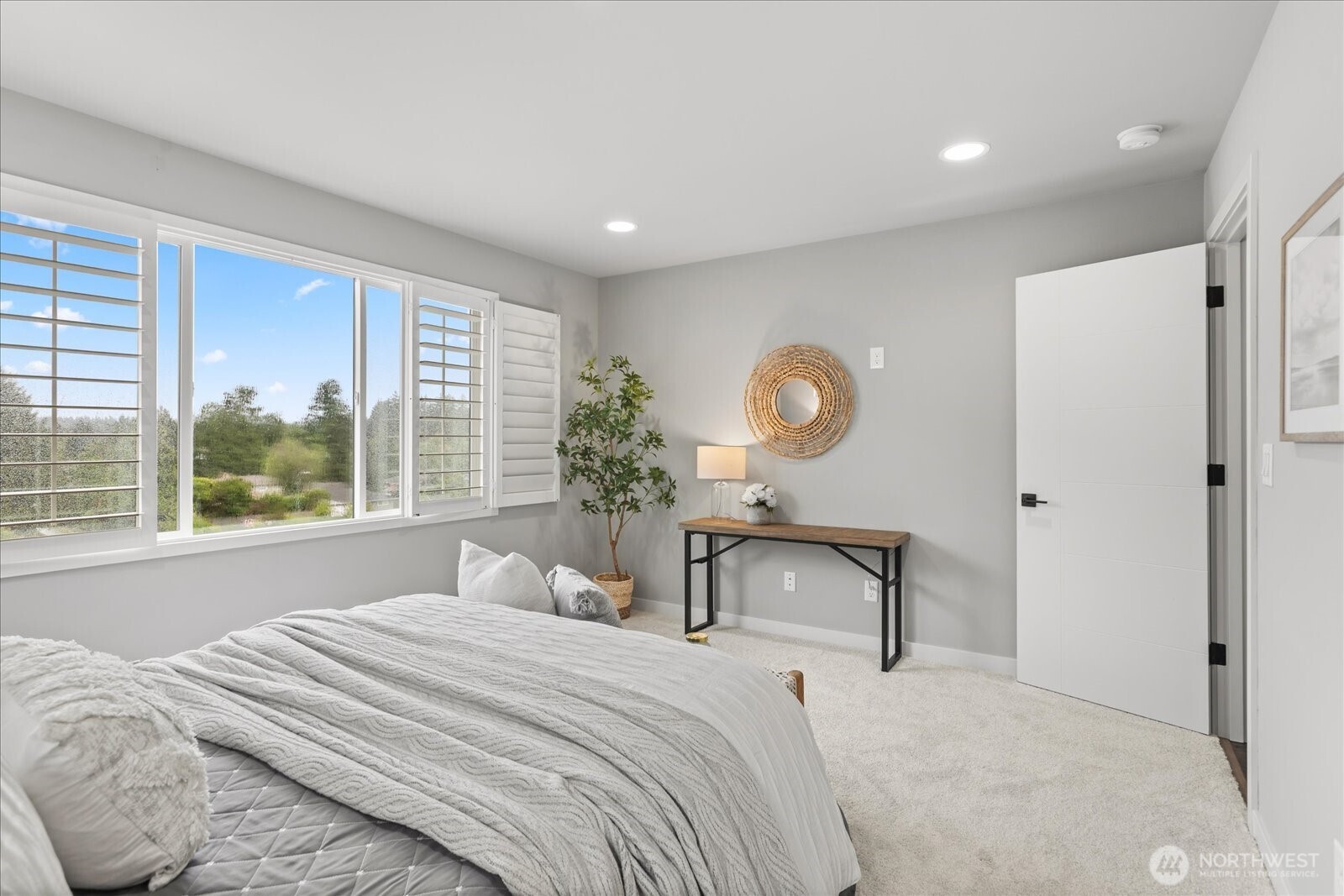 22505 70th Place W Mountlake Terrace WA 98043