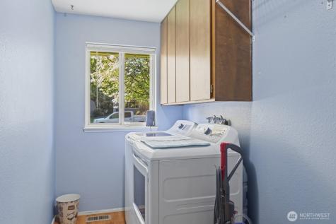 4004 Alonna Drive NE Olympia WA 98506