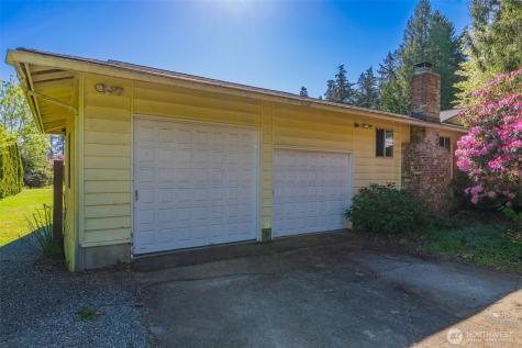 4004 Alonna Drive NE Olympia WA 98506