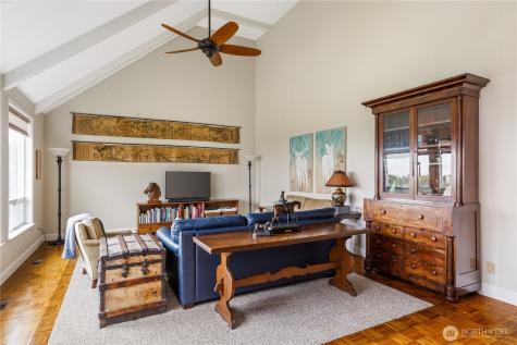 1418 Bonnie View Acres Road Oak Harbor WA 98277