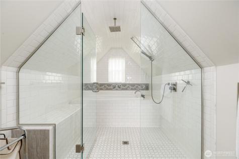 1418 Bonnie View Acres Road Oak Harbor WA 98277