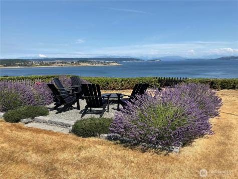 1418 Bonnie View Acres Road Oak Harbor WA 98277