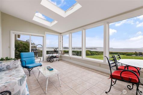 1418 Bonnie View Acres Road Oak Harbor WA 98277