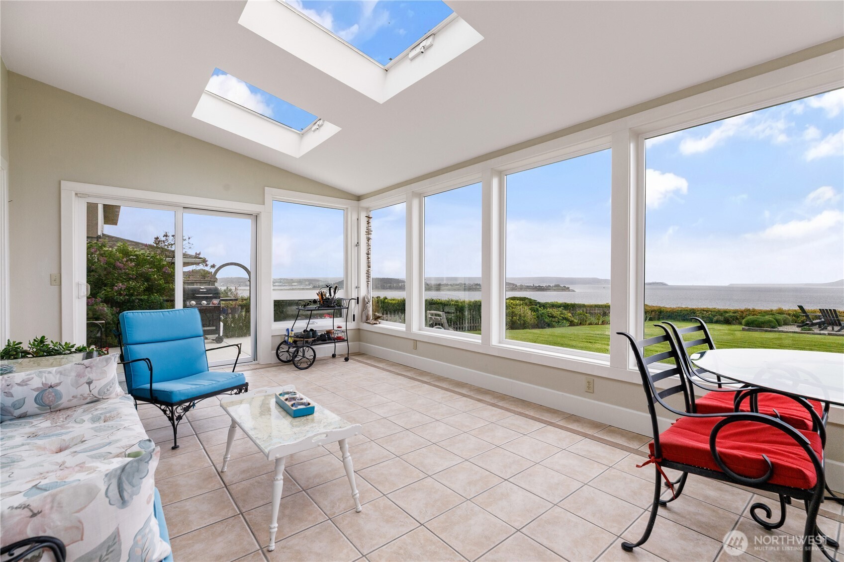 1418 Bonnie View Acres Road Oak Harbor WA 98277
