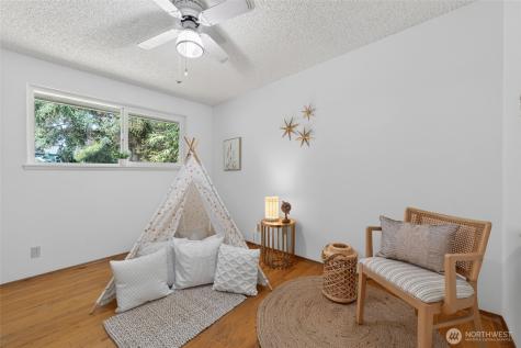 13321 28th Avenue NE Seattle WA 98125