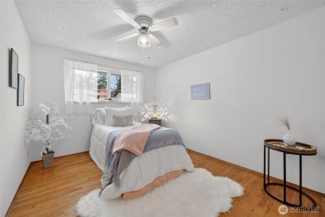 13321 28th Avenue NE Seattle WA 98125