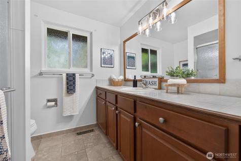 13321 28th Avenue NE Seattle WA 98125