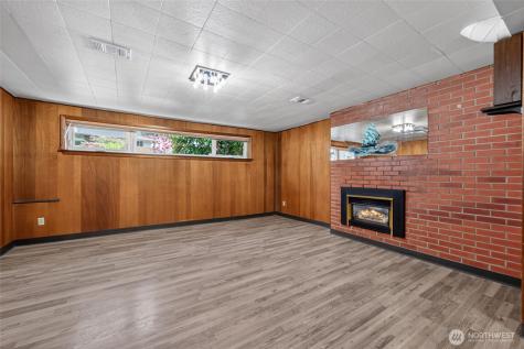 13321 28th Avenue NE Seattle WA 98125