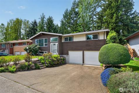 13321 28th Avenue NE Seattle WA 98125