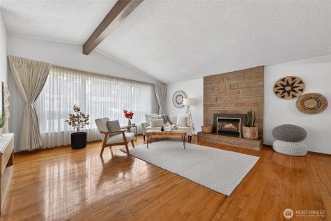 13321 28th Avenue NE Seattle WA 98125