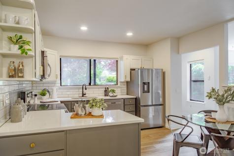 912 NE 115th Street Seattle WA 98125