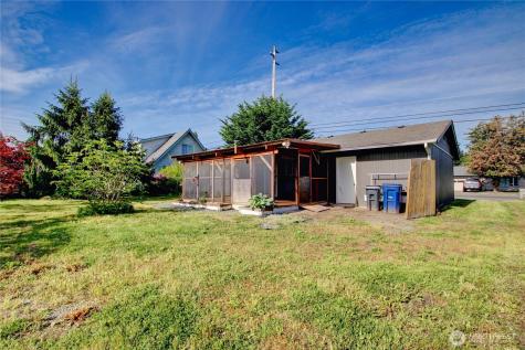 930 N Laventure Road Mount Vernon WA 98273