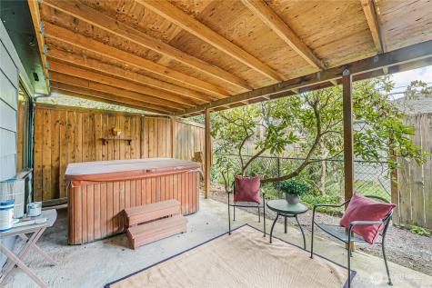 516 N 5th Avenue SW Tumwater WA 98512