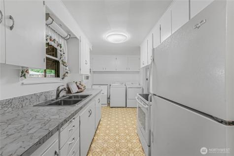516 N 5th Avenue SW Tumwater WA 98512