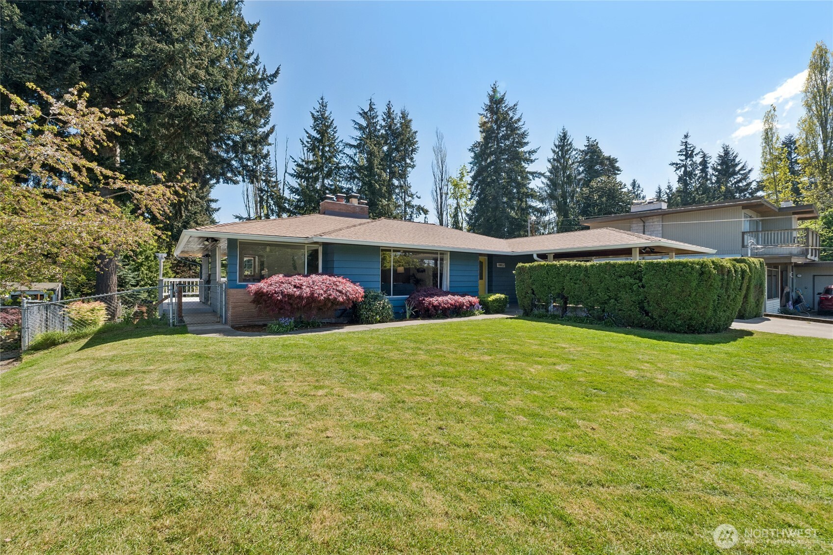 18832 1st Place SW Normandy Park WA 98166