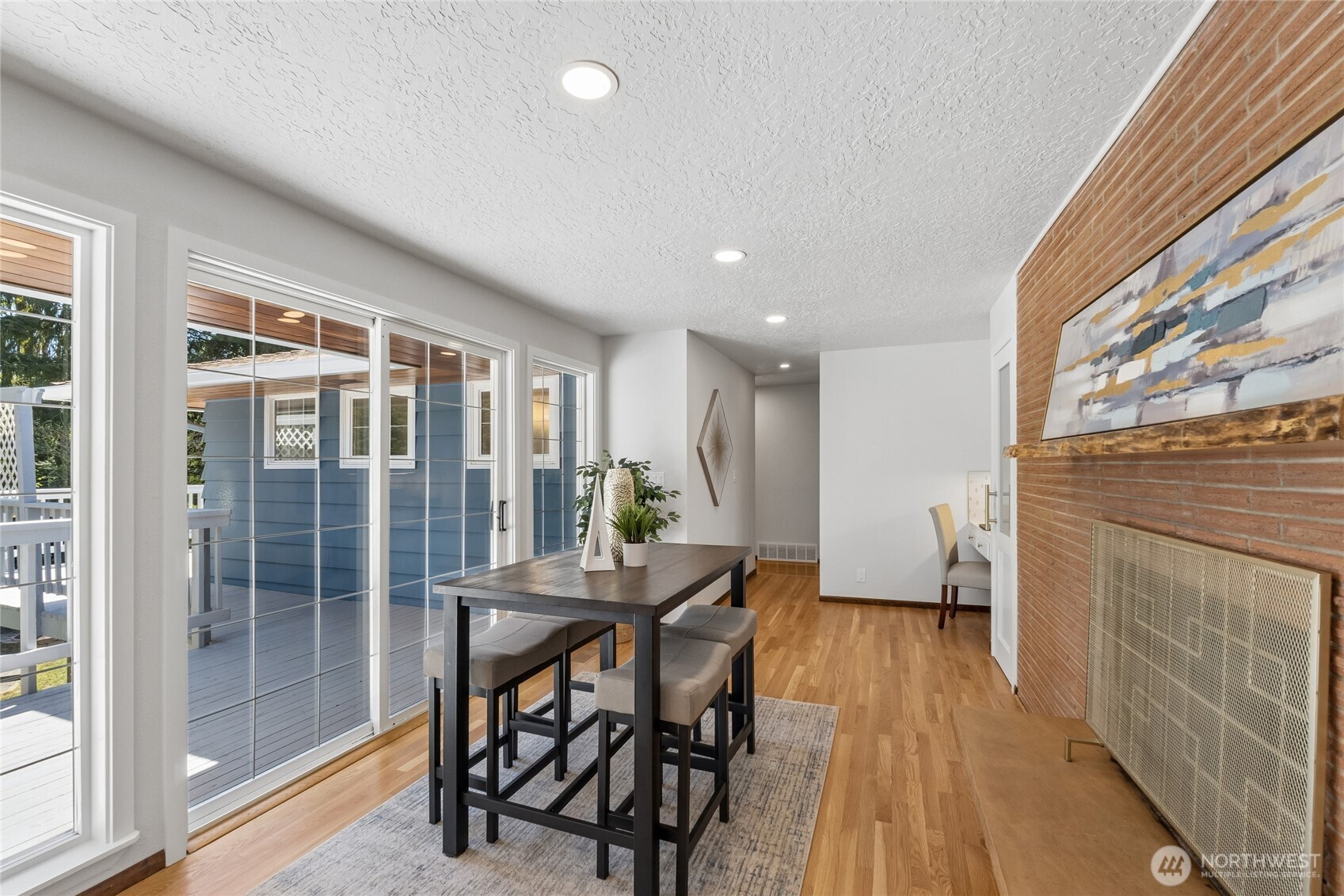 18832 1st Place SW Normandy Park WA 98166