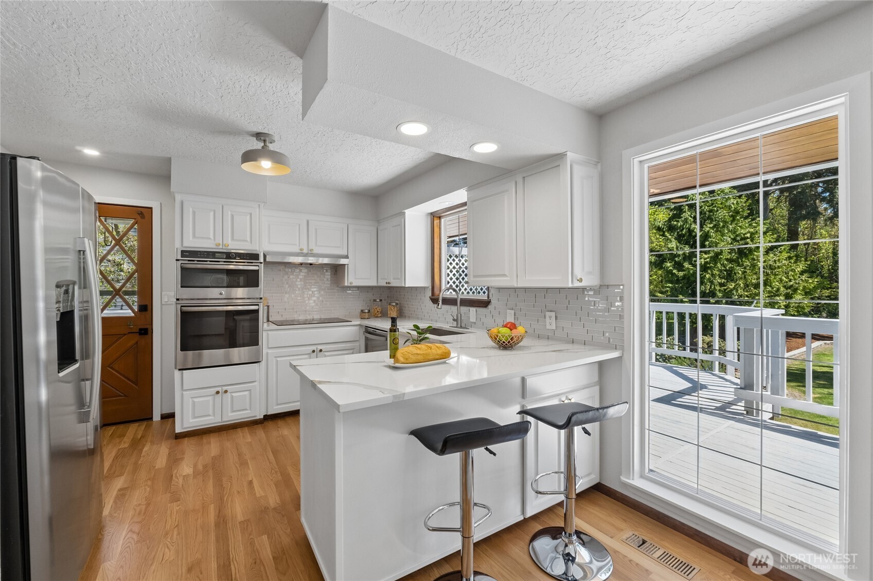 18832 1st Place SW Normandy Park WA 98166