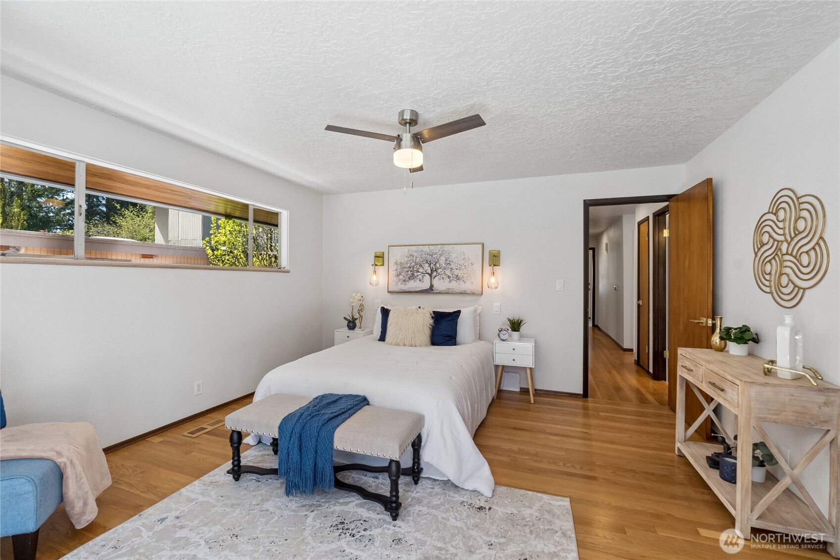 18832 1st Place SW Normandy Park WA 98166