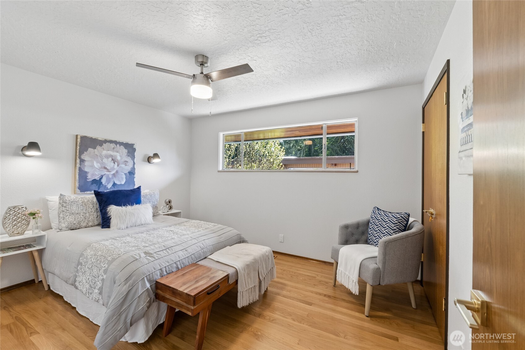 18832 1st Place SW Normandy Park WA 98166