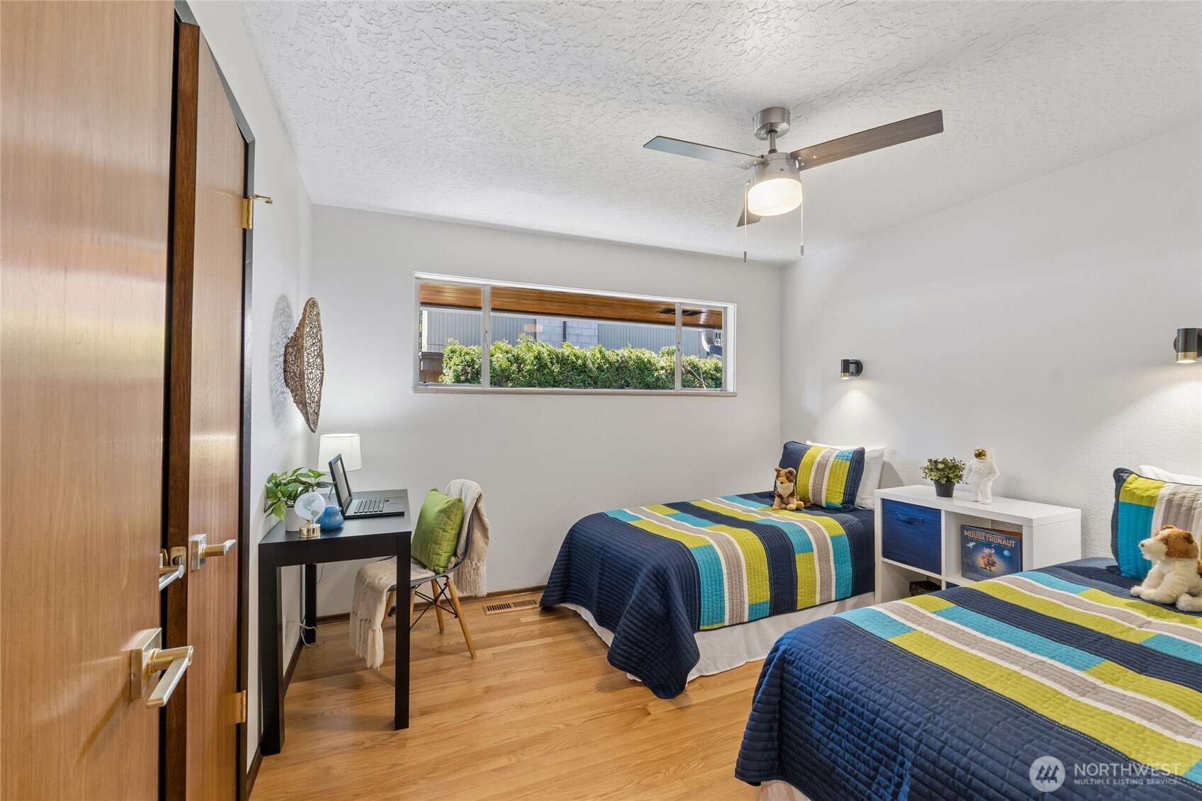 18832 1st Place SW Normandy Park WA 98166