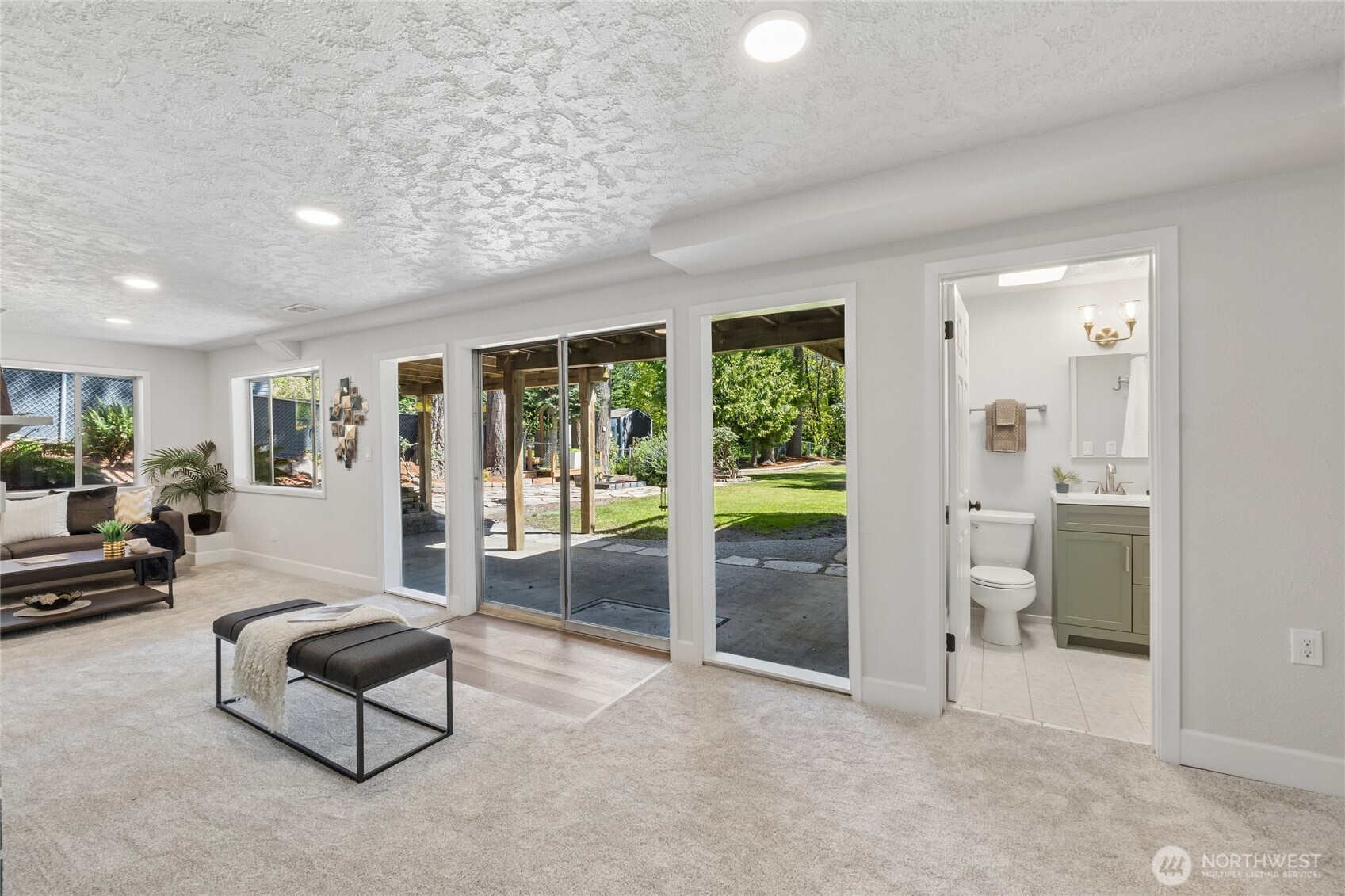 18832 1st Place SW Normandy Park WA 98166