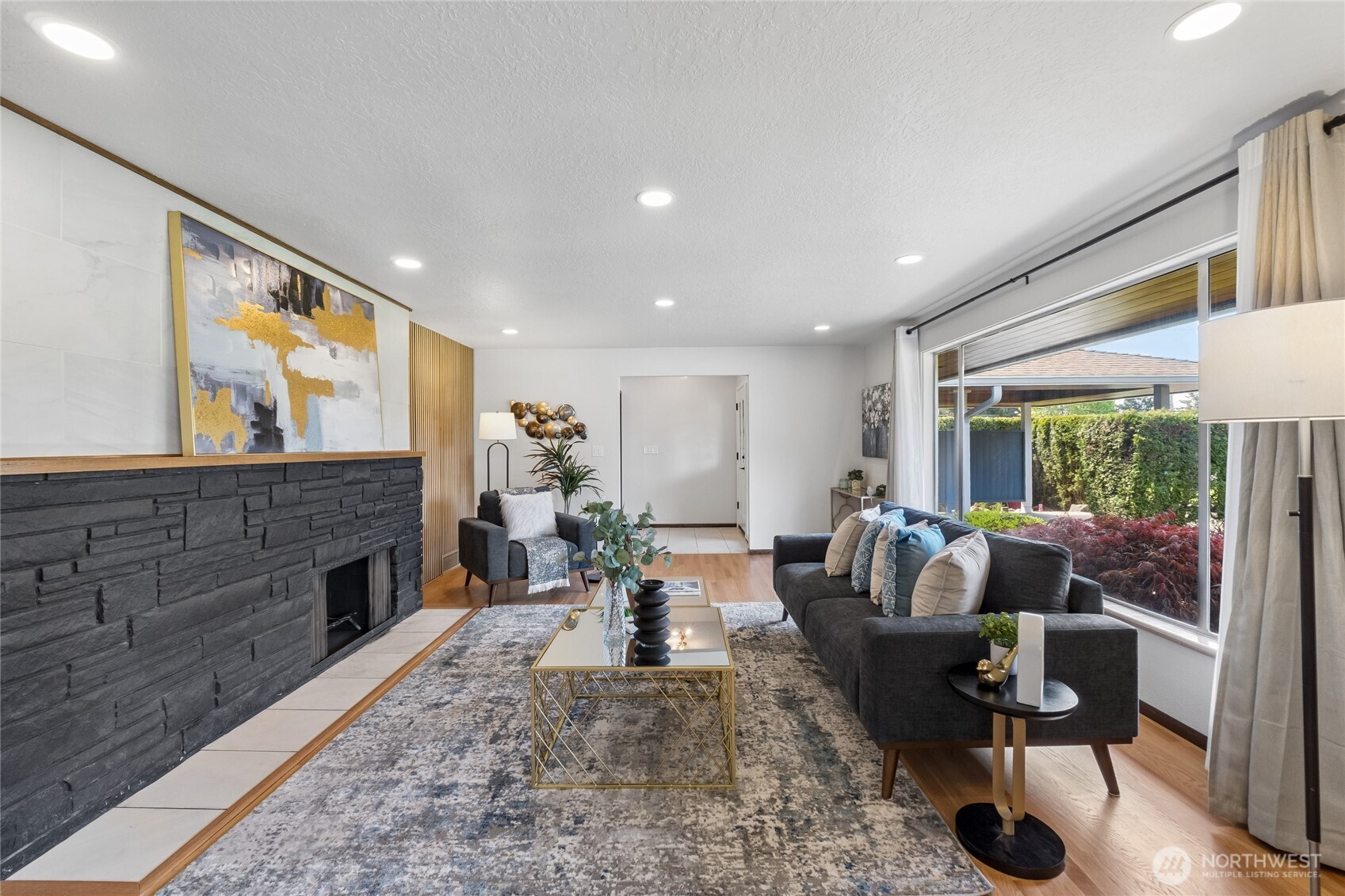 18832 1st Place SW Normandy Park WA 98166