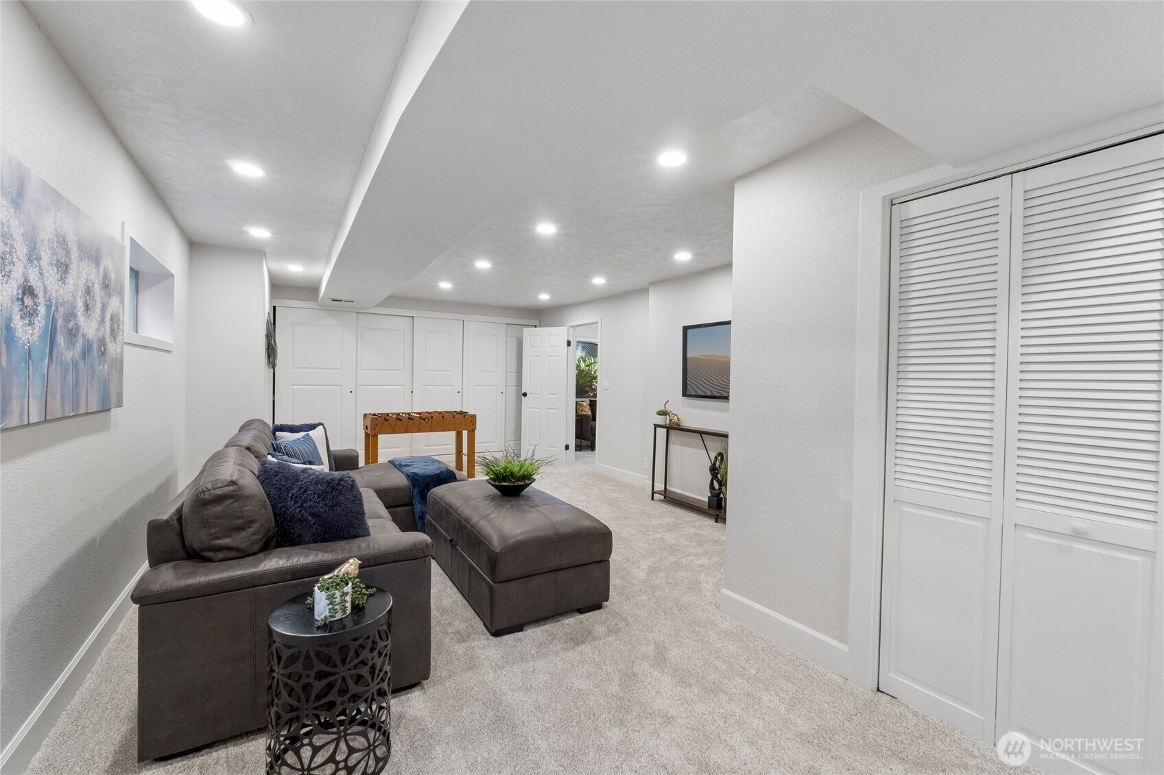 18832 1st Place SW Normandy Park WA 98166