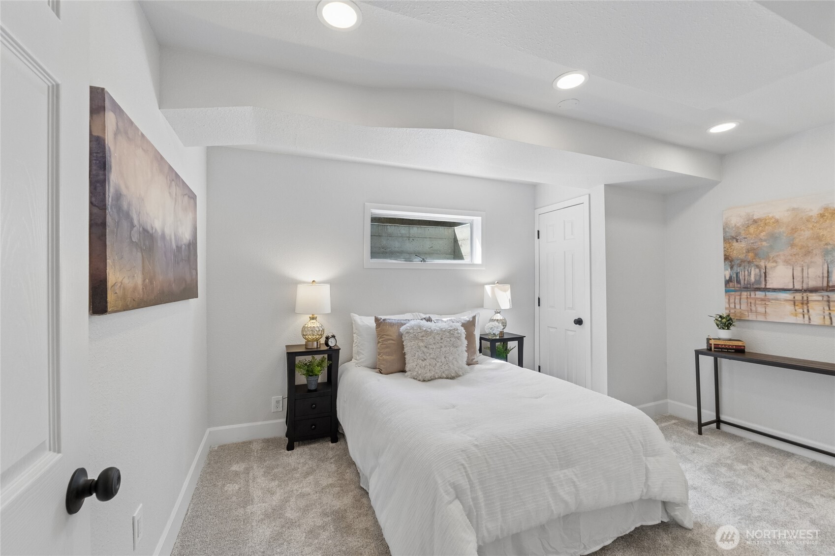 18832 1st Place SW Normandy Park WA 98166