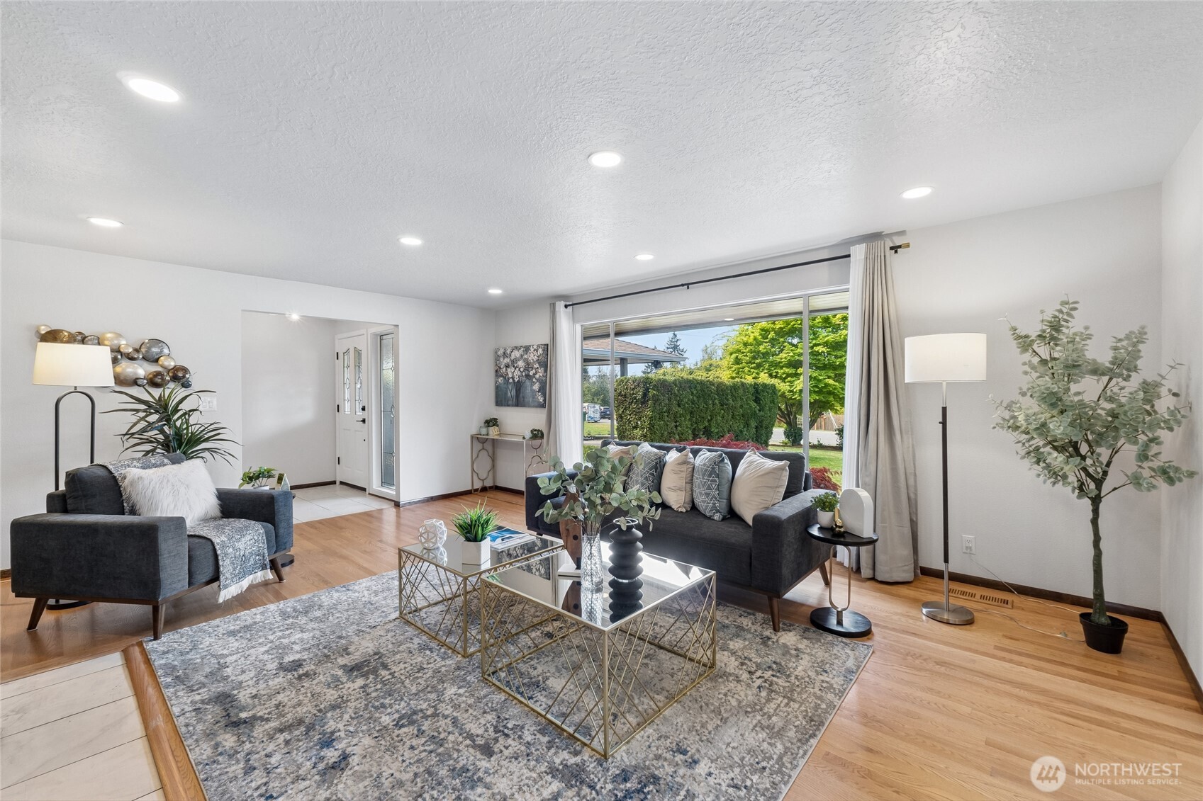 18832 1st Place SW Normandy Park WA 98166