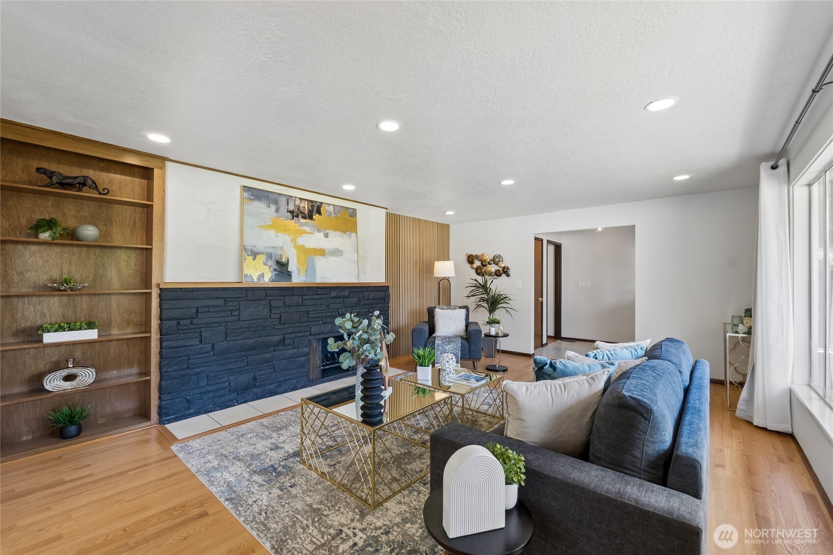 18832 1st Place SW Normandy Park WA 98166