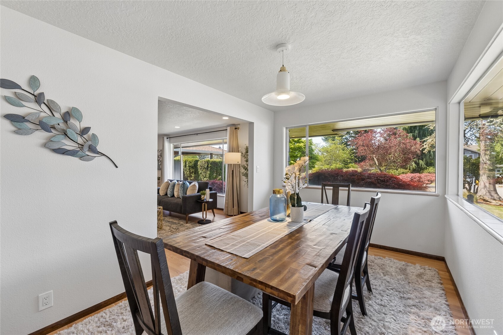 18832 1st Place SW Normandy Park WA 98166