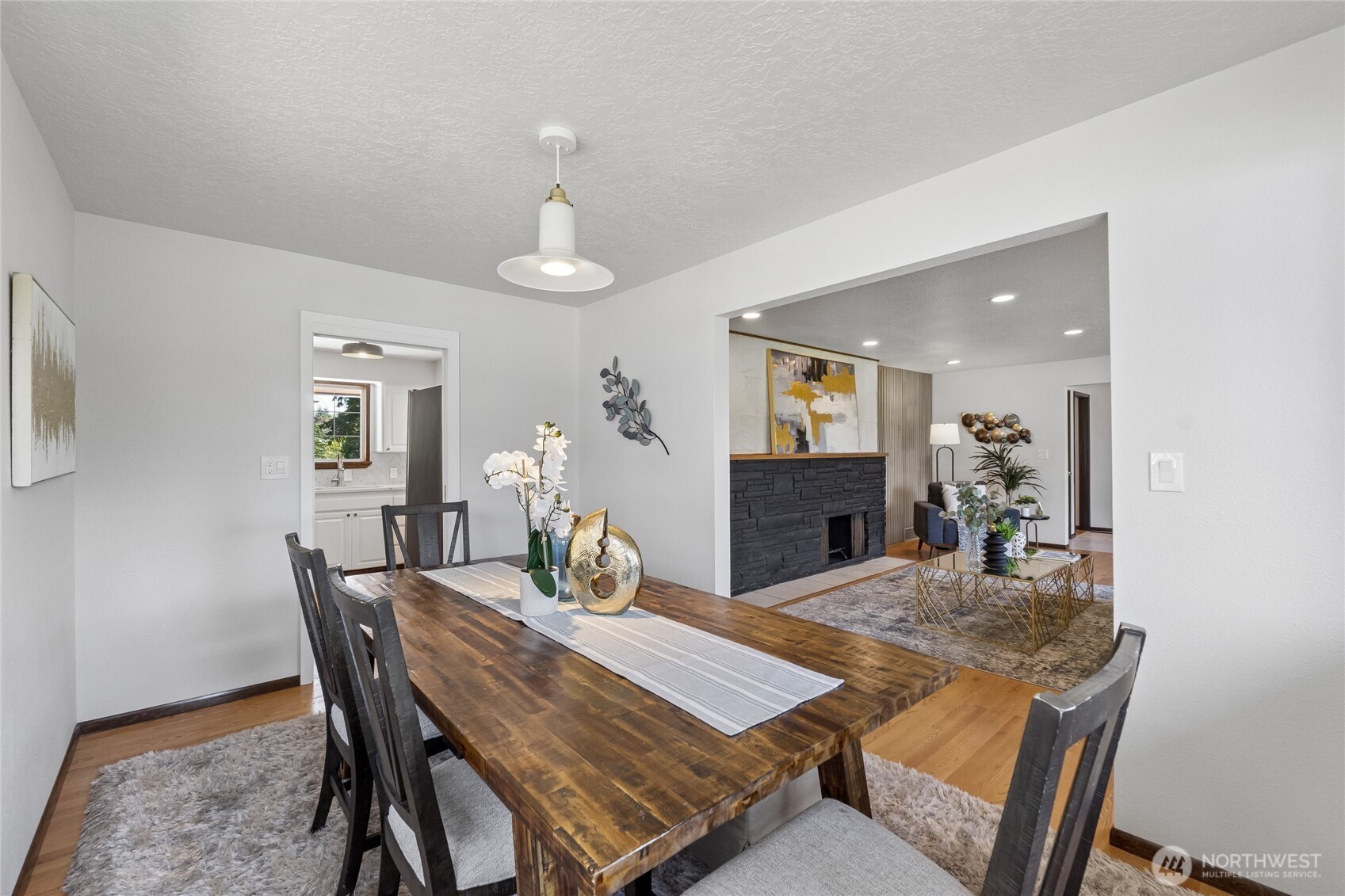 18832 1st Place SW Normandy Park WA 98166