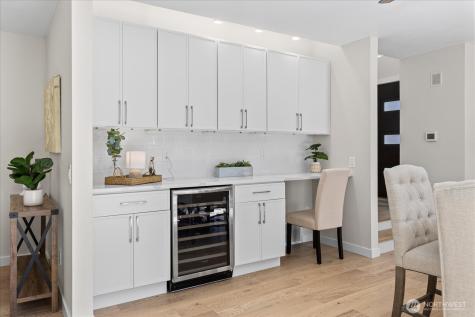 1825 112th Avenue NE Bellevue WA 98004